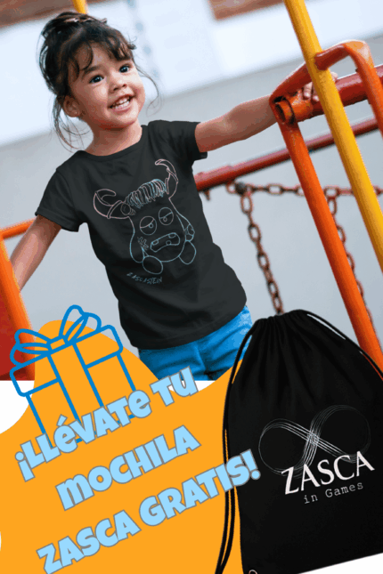 Niña con camiseta negra infantil ZASCASTEIN de Zasca in Games y promoción mochila gratis