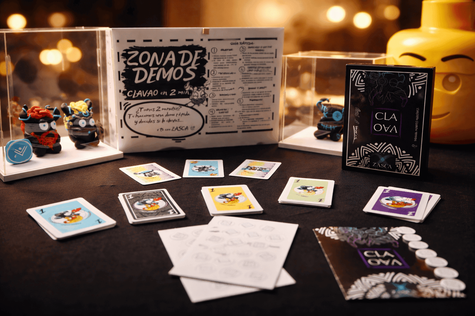 clavao-juego-de-mesa-cartas-en-mesa-sobremesa Juegos de mesa para sobremesa con CLAVAO de Zasca in Games
