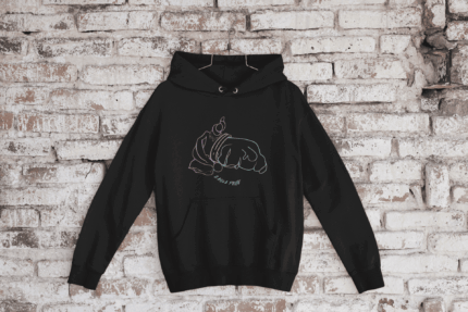 Sudadera negra infantil juvenil ZASCA FRITO con capucha y diseño frontal