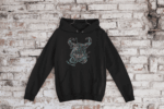 Sudadera negra unisex ZASCA VUDÚ con capucha y diseño frontal original